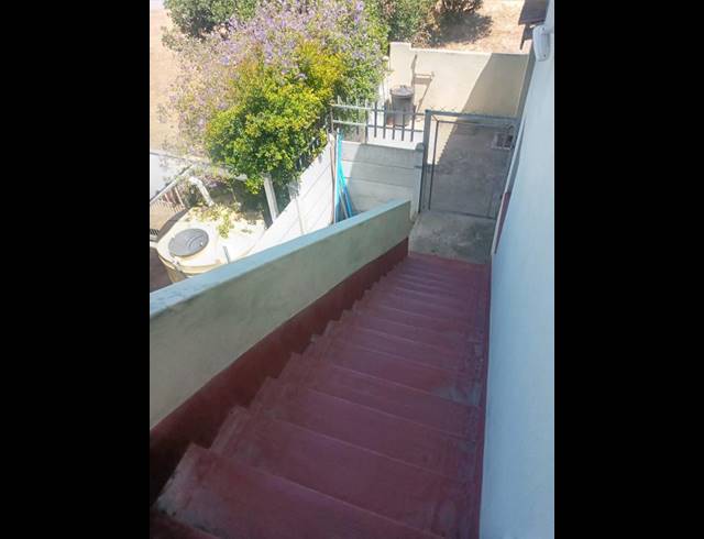 3 BEDROOM HOUSE FOR SALE IN ASTON BAY